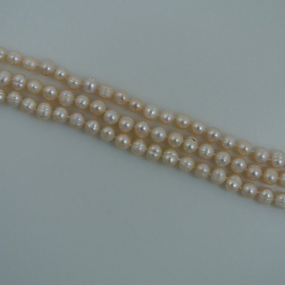 3-Strand 7mm Peach Freshwater Pearl Necklace & Bracelet Set - Picture 7 of 9